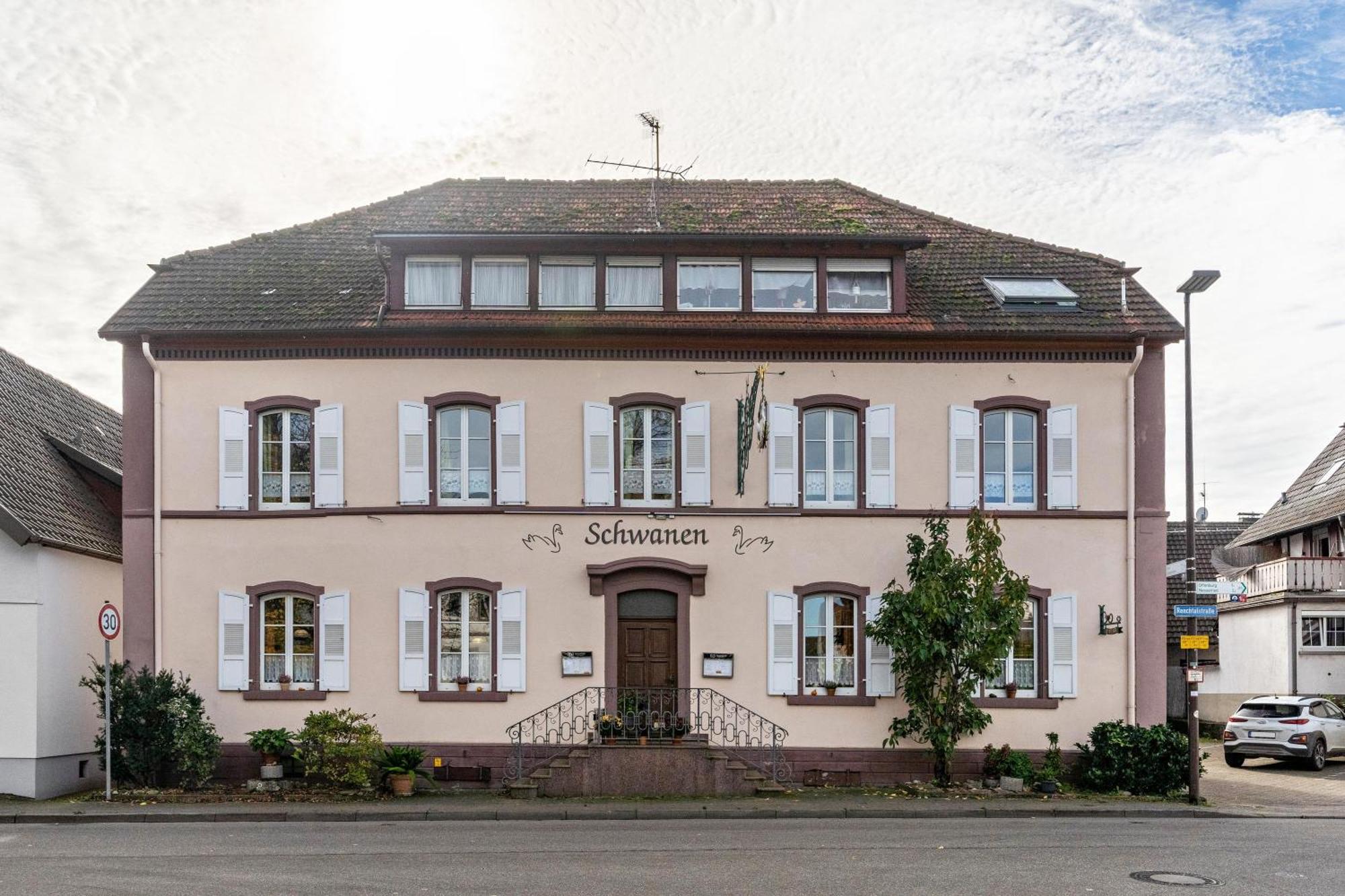 Zum Schwanen 3* Оберкирх