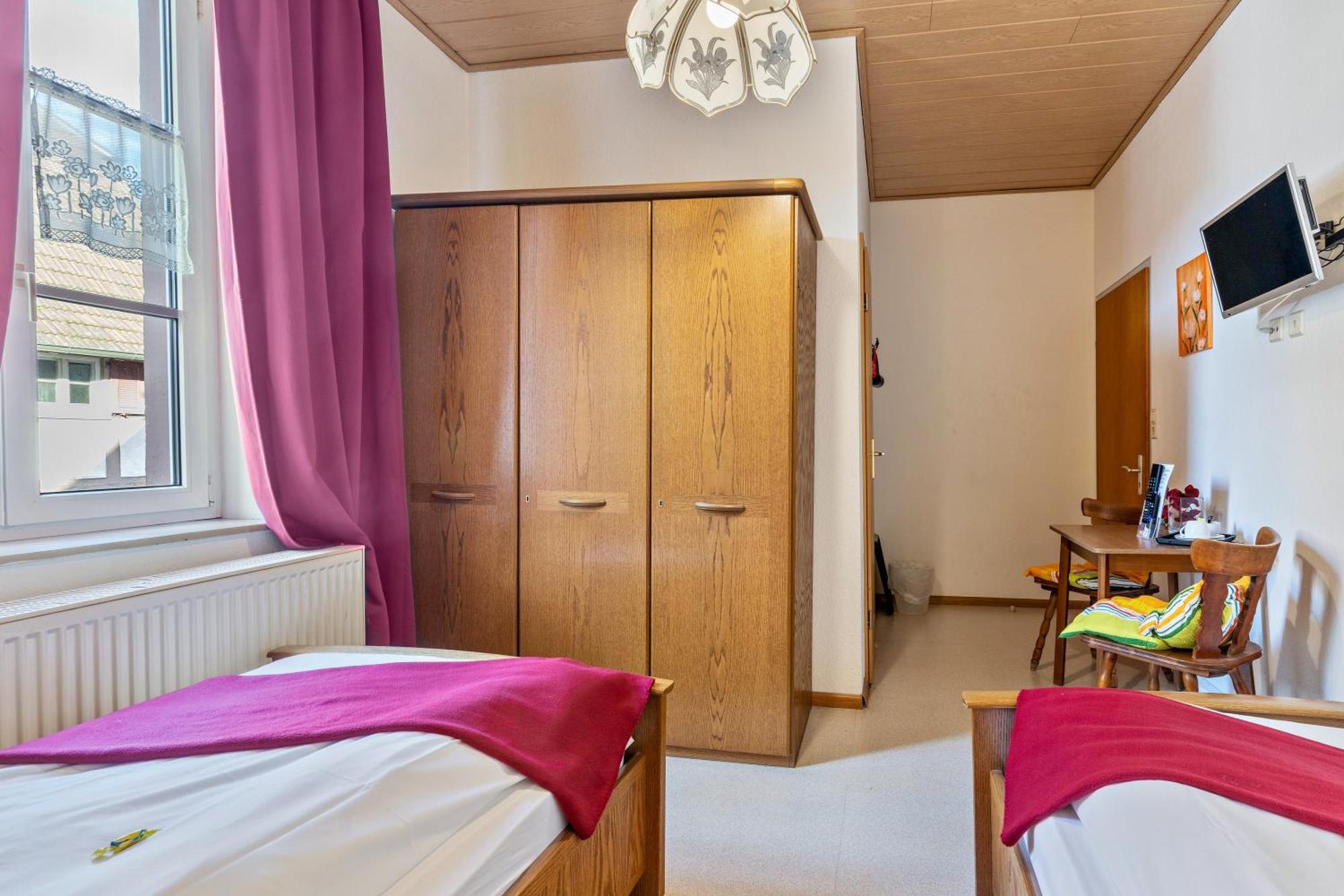 Gasthof Zum Schwanen 3*